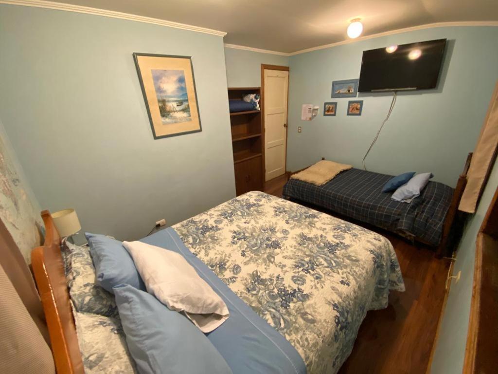 Hostal Y Cabanas Mirando Al Mar Пуерто Монт Екстериор снимка