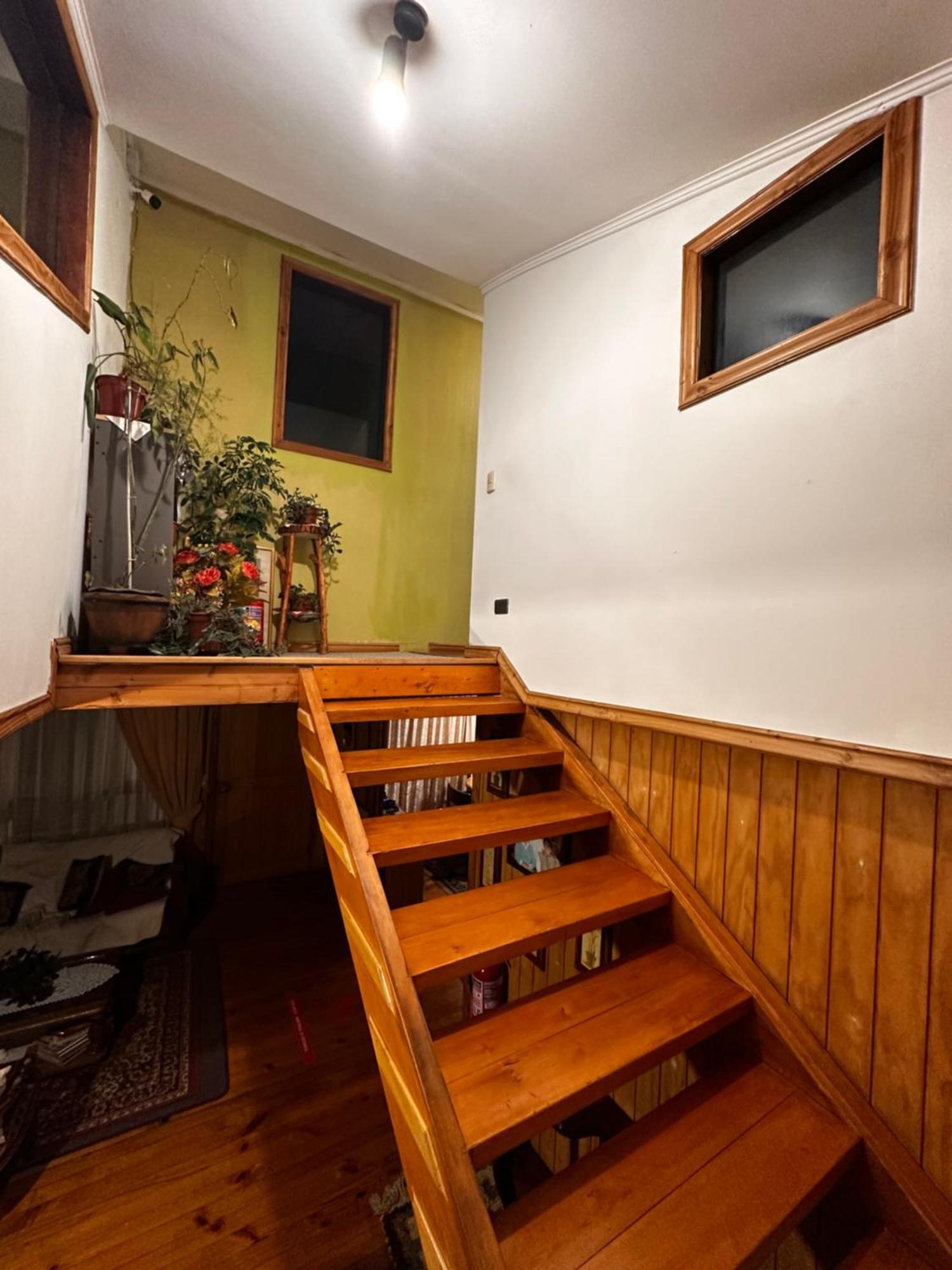Hostal Y Cabanas Mirando Al Mar Пуерто Монт Екстериор снимка