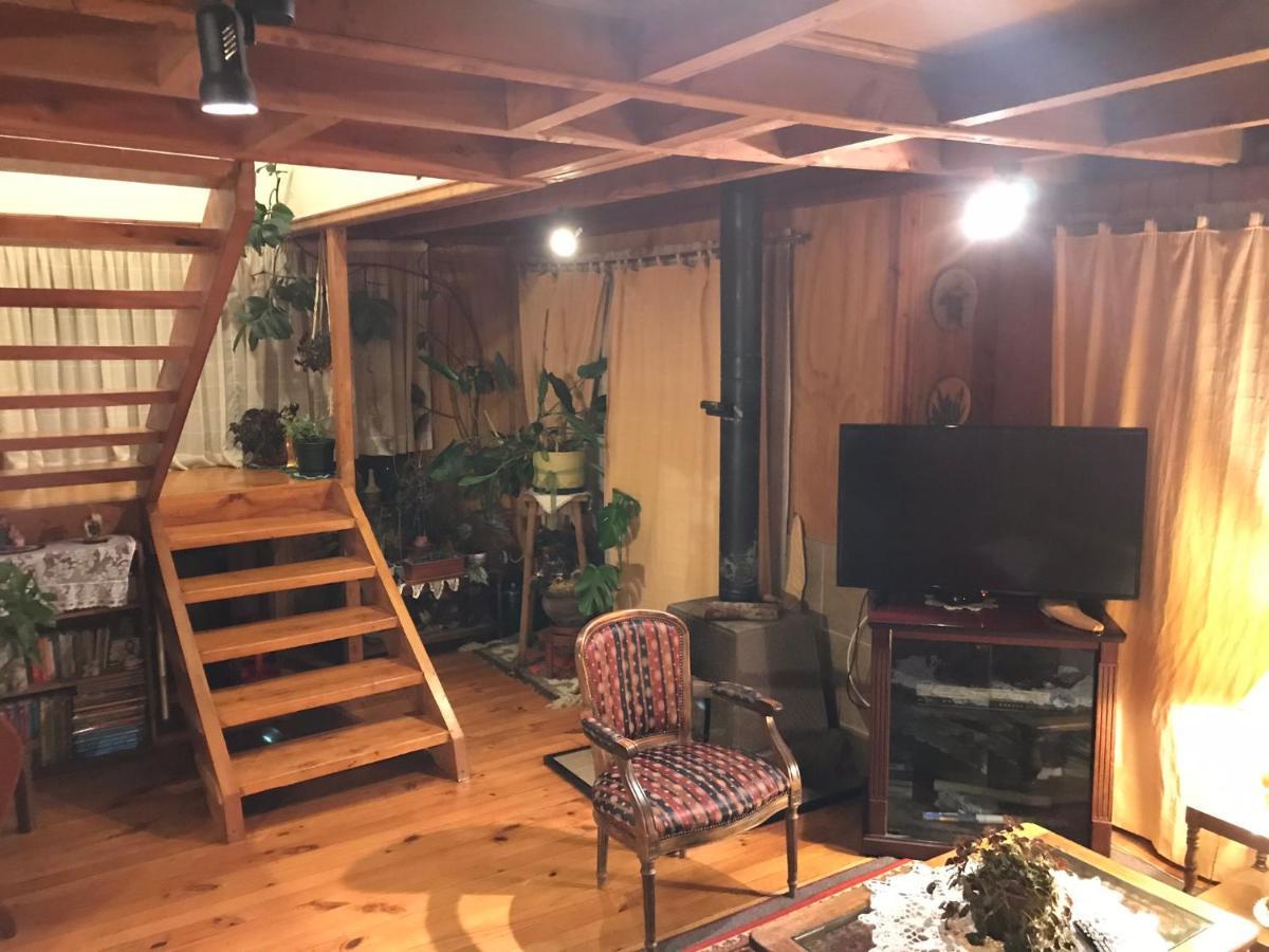 Hostal Y Cabanas Mirando Al Mar Пуерто Монт Екстериор снимка